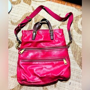 FOSSIL Explorer XL Red Leather Fold Over Crossbody Hobo Tote Shoulder Bag purse